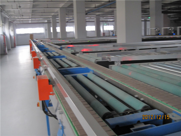 What are the features of a fully automatic sorting machine?